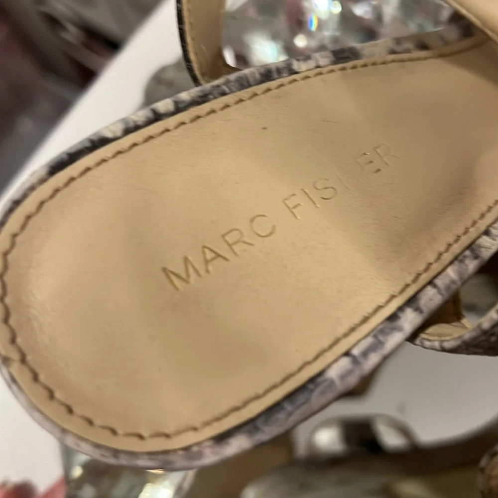 Marc Fisher Snakeskin Patterned Women's Sandals 8.5 - Picture 3 of 10